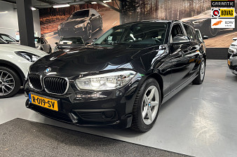 BMW 1 Serie 116d Edition Sport Line Shadow Executive / Navigatie
