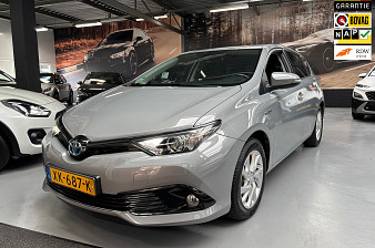 Toyota Auris 1.8 Hybrid Energy Plus / Navigatie / Trekhaak