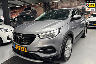 Opel Grandland X 1.2 Turbo Innovation / Camera / Carplay