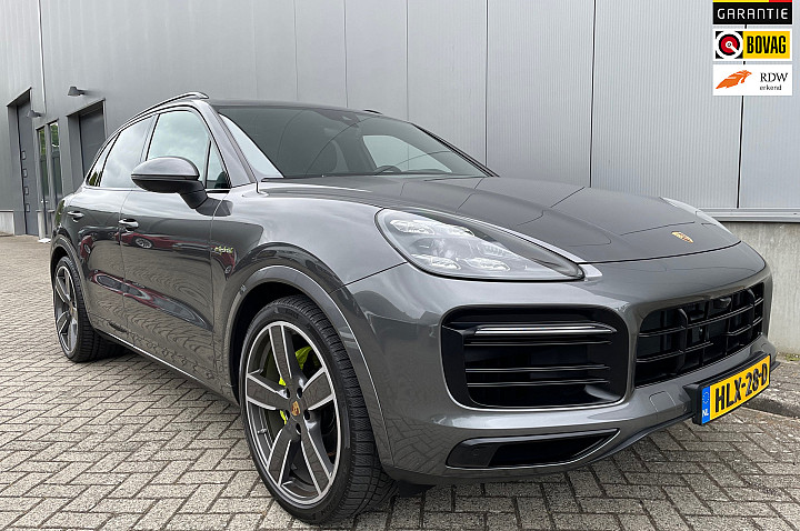 Porsche Cayenne 3.0 E-Hybrid / Panorama