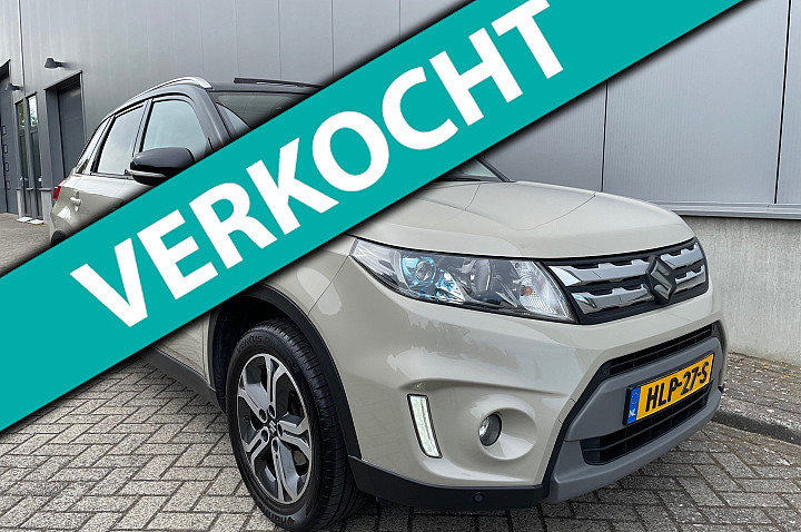 Suzuki Vitara 1.6 Exclusive / Camera / Navigatie / Panorama dak