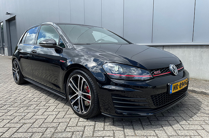 Volkswagen Golf 2.0 TSI GTI Performance / Stoelverwarming