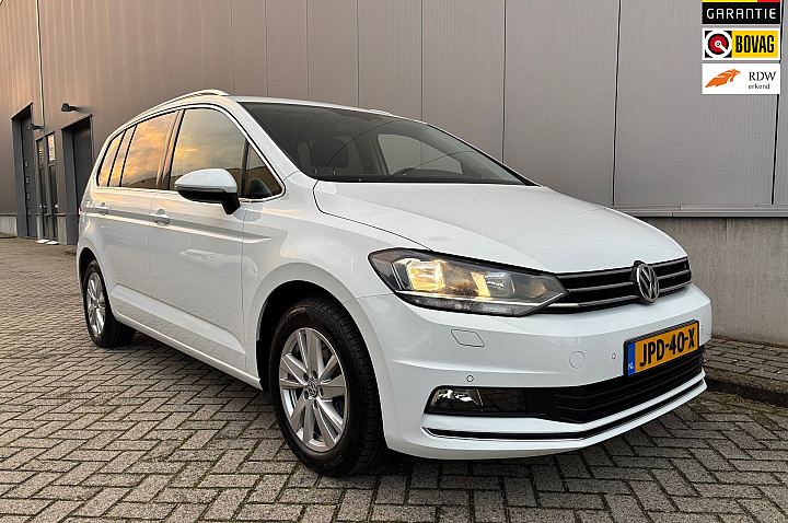 Volkswagen Touran 1.5 TSI Highline 7persoons / Camera