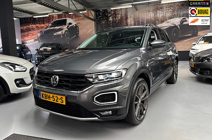 Volkswagen T-Roc 1.5 TSI Sport Business / Carplay / Stoel+stuur verwarming