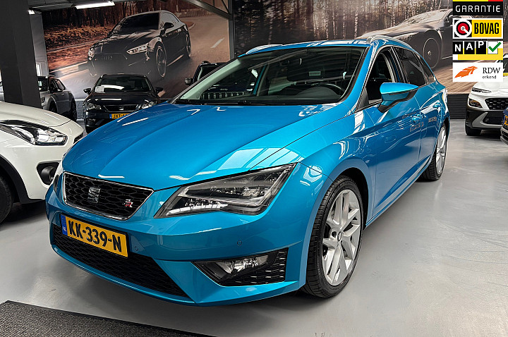 Seat Leon ST 1.4 EcoTSI FR Connect / Panoramadak / Camera / Navigatie
