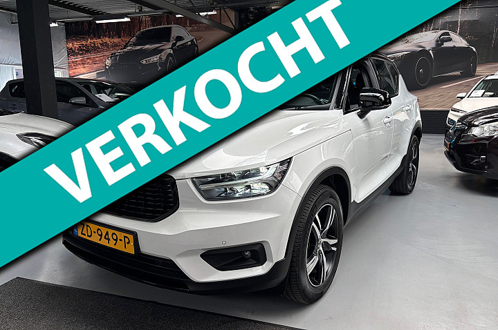 Volvo XC40 2.0 T4 AWD R-Design / Camera (Verkocht)